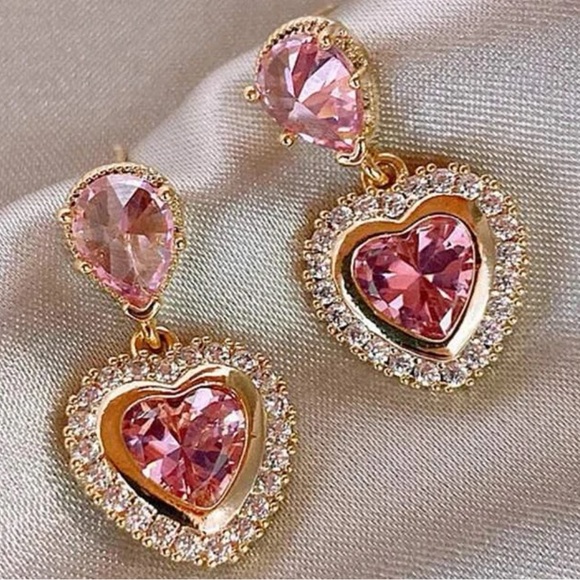 Coming soon! Cubic Zirconia Heart Earrings - Picture 5 of 7